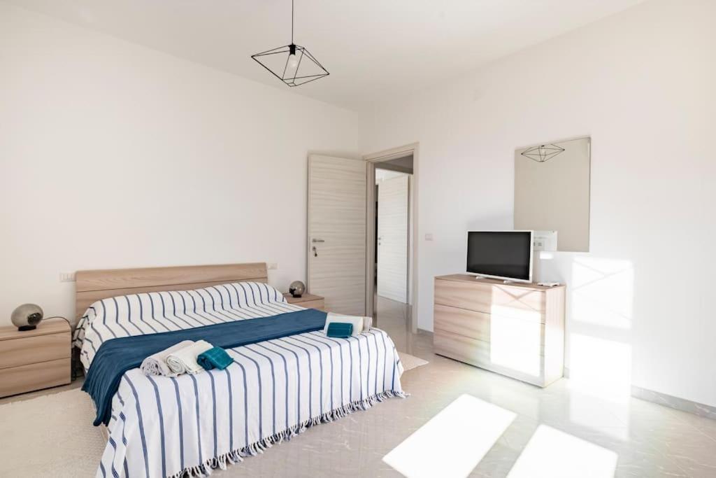 A Casa Di Gi Bed and Breakfast Porto Torres Exteriör bild